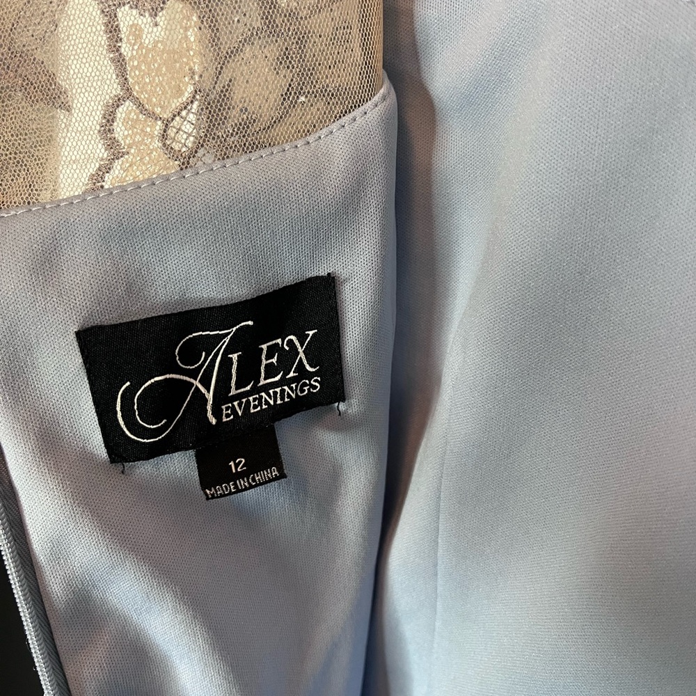 Alex Evenings Blue Lace Floral Sheath Dress - Picture 14 of 14